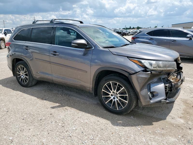 5TDJZRFH8JS897918 - 2018 TOYOTA HIGHLANDER SE 灰色 照片 4