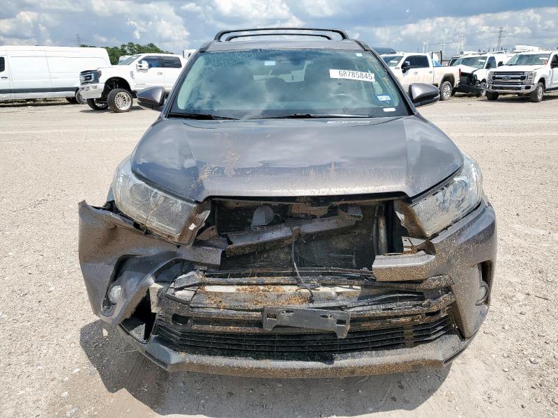 5TDJZRFH8JS897918 - 2018 TOYOTA HIGHLANDER SE 灰色 照片 5