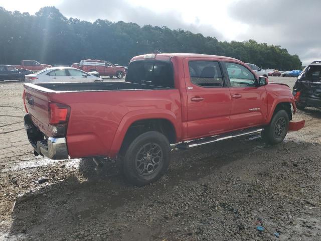 3TMAZ5CN3JM063378 - 2018 TOYOTA TACOMA DOUBLE CAB Rot Foto 3