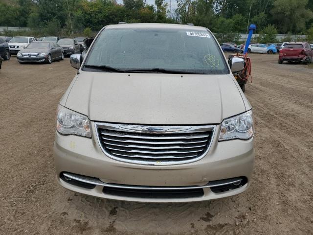 2C4RC1CG6DR595770 - 2013 CHRYSLER TOWN & COU TOURING L BEIGE photo 5