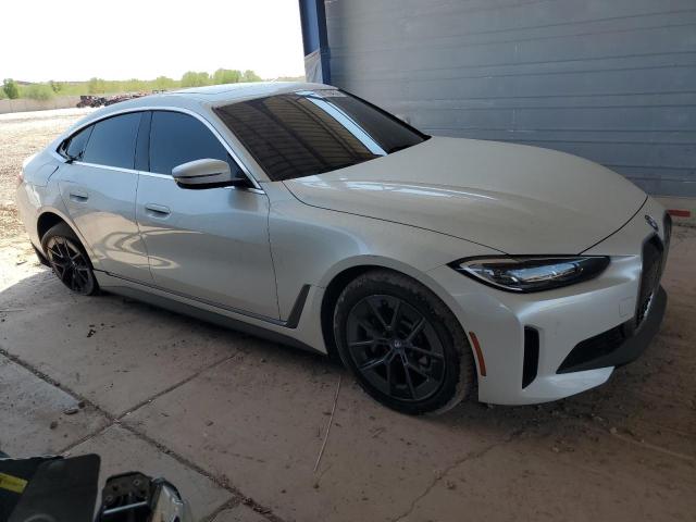 WBY43AW01PFP64368 - 2023 BMW I4 EDRIVE 35 WHITE photo 4