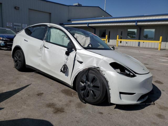 7SAYGDED1RF121719 - 2024 TESLA MODEL Y Սպիտակ լուսանկար 4