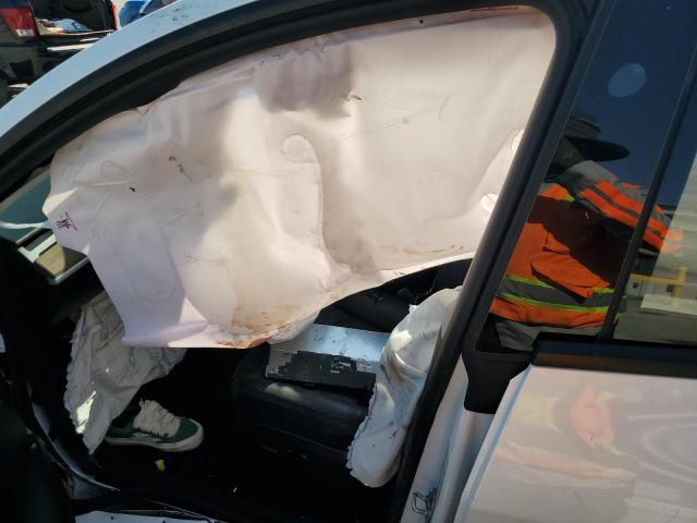 7SAYGDED1RF121719 - 2024 TESLA MODEL Y Սպիտակ լուսանկար 8