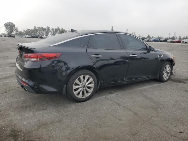 5XXGT4L31JG247711 - 2018 KIA OPTIMA LX შავი ფოტო 3