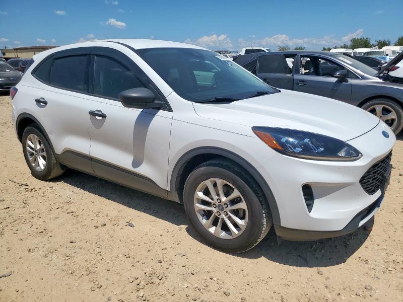 1FMCU0F68MUA07639 - 2021 FORD ESCAPE S თეთრი ფოტო 4