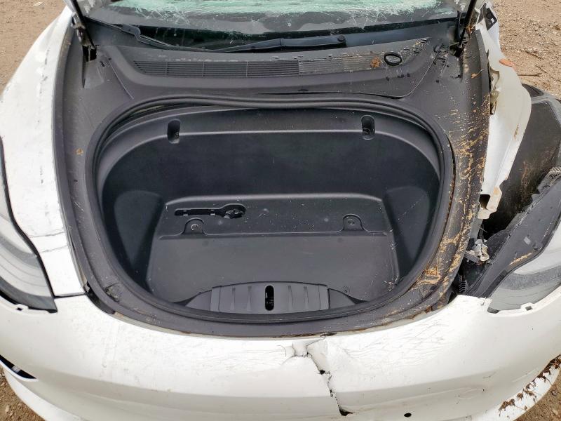 5YJ3E1EA1LF632694 - 2020 TESLA MODEL 3 白色 照片 11