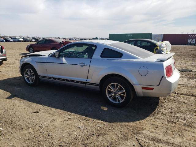 1ZVFT80N755153168 - 2005 FORD MUSTANG SILVER photo 2