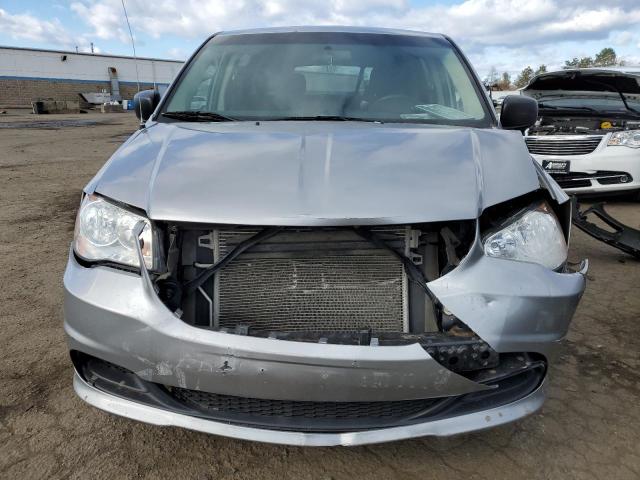 2C4RDGBGXFR681376 - 2015 DODGE GRAND CARA SE GRAY photo 5