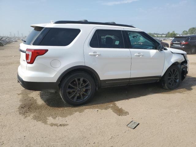 1FM5K8D85HGE34802 - 2017 FORD EXPLORER XLT 白色 照片 3