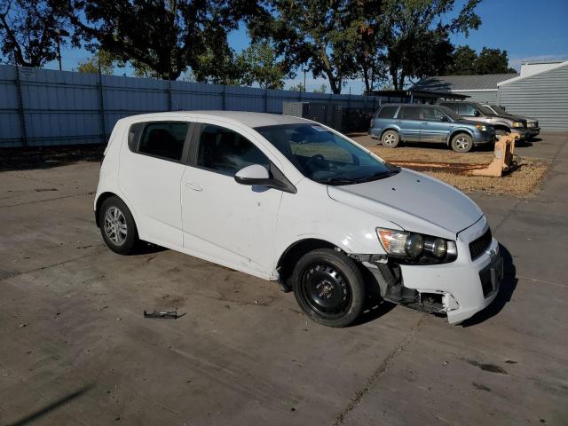 1G1JC6SH6C4212098 - 2012 CHEVROLET SONIC LT WHITE photo 4