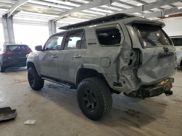 JTEBU5JR1H5445624 - 2017 TOYOTA 4RUNNER SR5/SR5 PREMIUM Gümüş foto 2