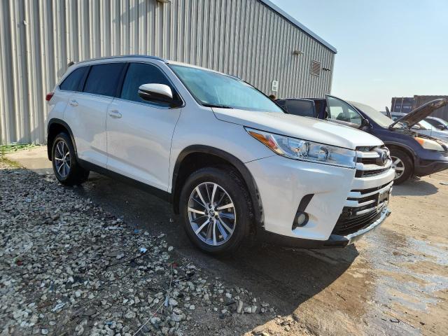 5TDJZRFH5KS597772 - 2019 TOYOTA HIGHLANDER SE 白色 照片 4
