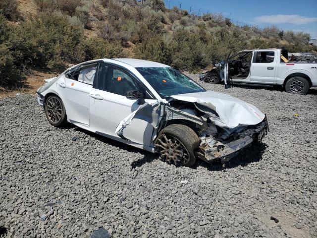 4T1G11AK6RU251186 - 2024 TOYOTA CAMRY SE NIGHT SHADE WHITE photo 4