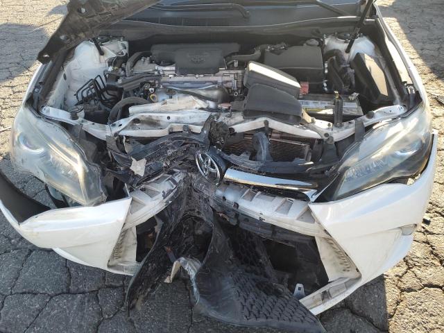 4T1BF1FK7GU259251 - 2016 TOYOTA CAMRY LE WHITE photo 11