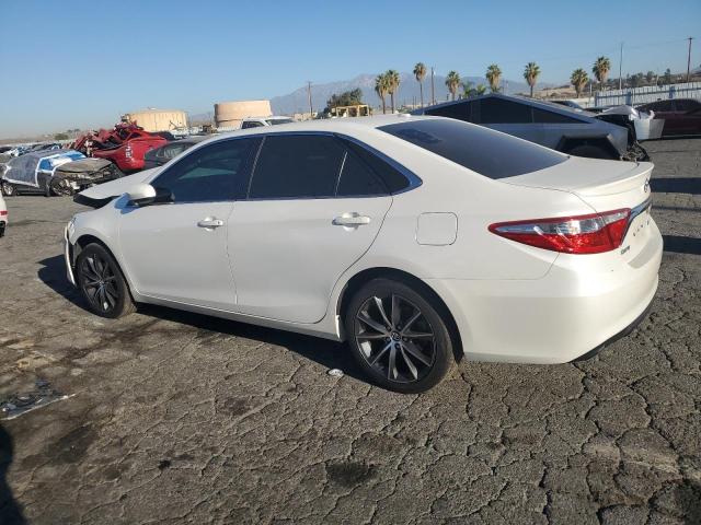 4T1BF1FK7GU259251 - 2016 TOYOTA CAMRY LE WHITE photo 2