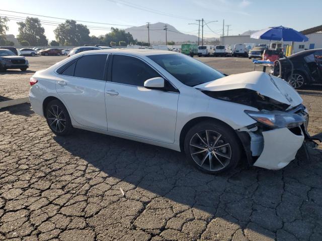 4T1BF1FK7GU259251 - 2016 TOYOTA CAMRY LE WHITE photo 4