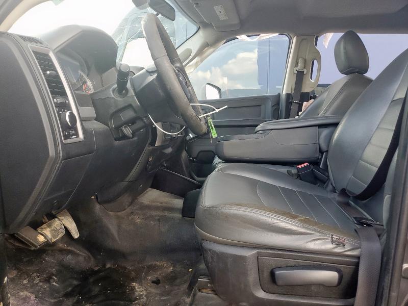 3C63RPGL0HG770130 - 2017 RAM 3500 ST BLACK photo 7