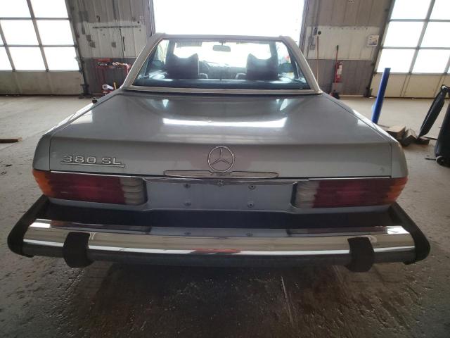 WDBBA45A2DB028566 - 1983 MERCEDES-BENZ 380 SL SILVER photo 6