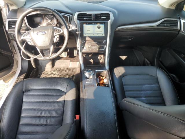 3FA6P0HDXJR259759 - 2018 FORD FUSION SE 白色 照片 8