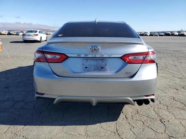 4T1B11HK1KU765565 - 2019 TOYOTA CAMRY L SILVER photo 6