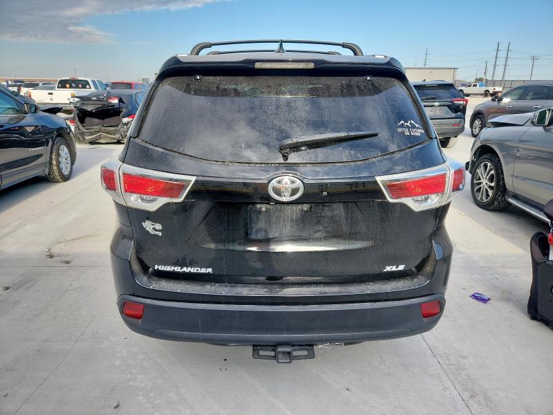 5TDKKRFH2FS118867 - 2015 TOYOTA HIGHLANDER XLE Negro foto 6