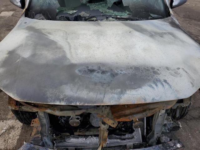 5TDBK3EH5CS110613 - 2012 TOYOTA HIGHLANDER BASE Gümüş fotoğraf 11