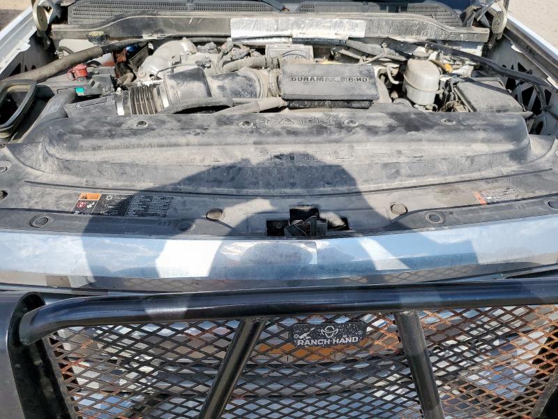 1GC1KUEY2HF215781 - 2017 CHEVROLET SILVERADO K2500 HEAVY DUTY WHITE photo 11