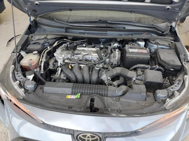 5YFEPRAE0LP094097 - 2020 TOYOTA COROLLA LE GRAY photo 11