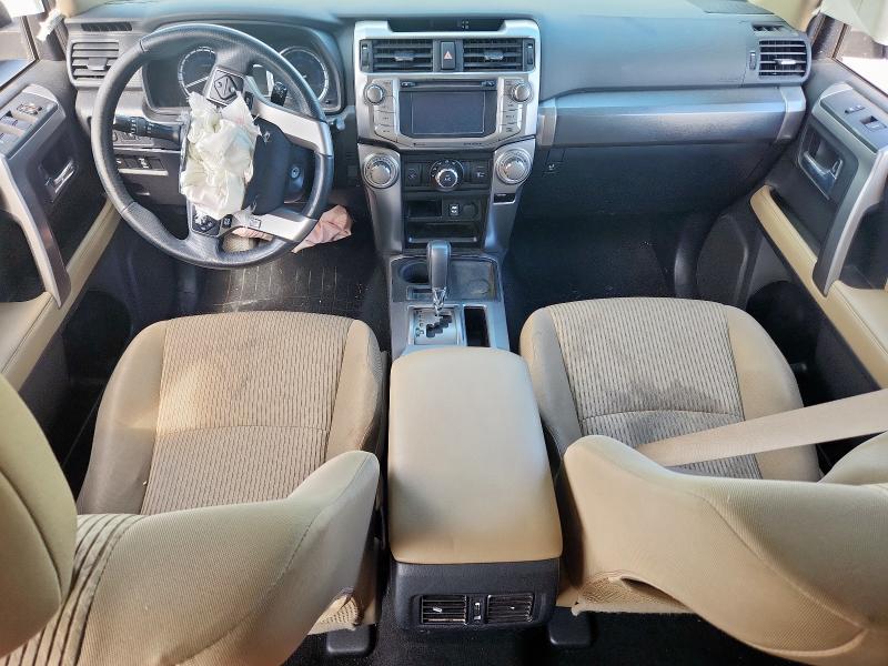 JTEZU5JRXJ5167469 - 2018 TOYOTA 4RUNNER SR5 أبيض صورة 8