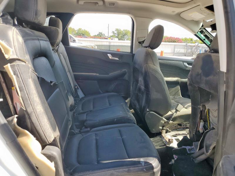 1FMCU9J91NUB93886 - 2022 FORD ESCAPE TITANIUM თეთრი ფოტო 11