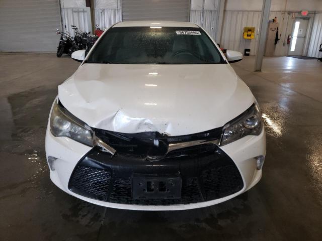 4T1BF1FK6FU051313 - 2015 TOYOTA CAMRY LE 白色 照片 5