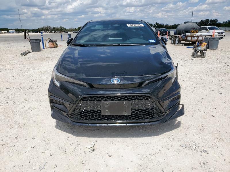 JTDBCMFE0R3042495 - 2024 TOYOTA COROLLA LE BLACK photo 5