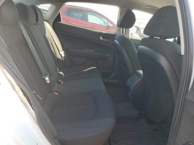 5XXGT4L32KG365929 - 2019 KIA OPTIMA LX Beyaz fotoğraf 10