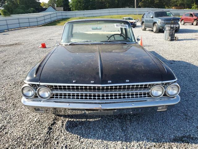 1A42V163666 - 1961 FORD FAIRLANE BLACK photo 5