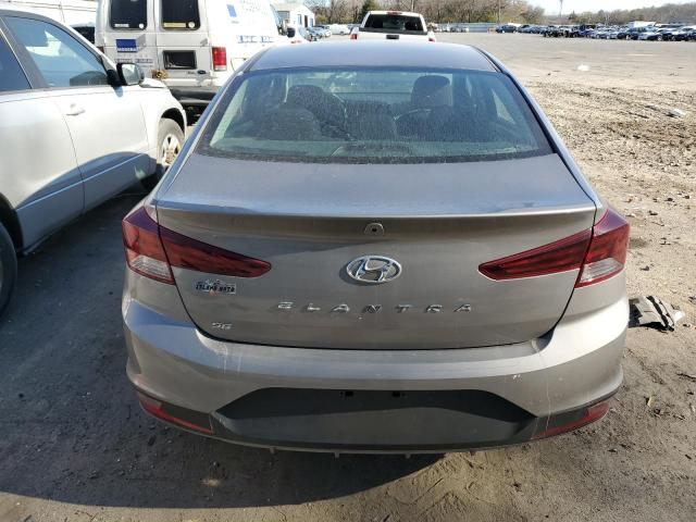 KMHD74LFXLU942537 - 2020 HYUNDAI ELANTRA SE GRAY photo 6