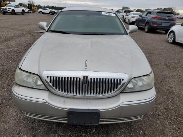 1LNHM81VX7Y629630 - 2007 LINCOLN TOWN CAR SIGNATURE SILVER photo 5