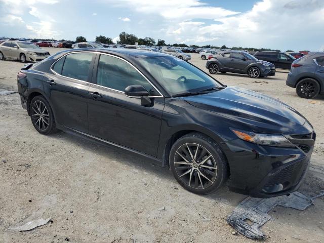 4T1G11AK4PU831985 - 2023 TOYOTA CAMRY SE NIGHT SHADE BLACK photo 4