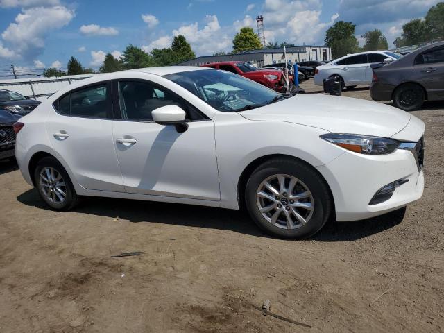 3MZBN1U70JM202713 - 2018 MAZDA 3 SPORT أبيض صورة 4