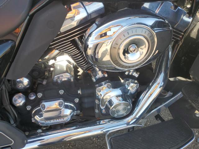 1HD1FC4137Y704002 - 2007 HARLEY-DAVIDSON FLHTCUI 黑色 照片 7