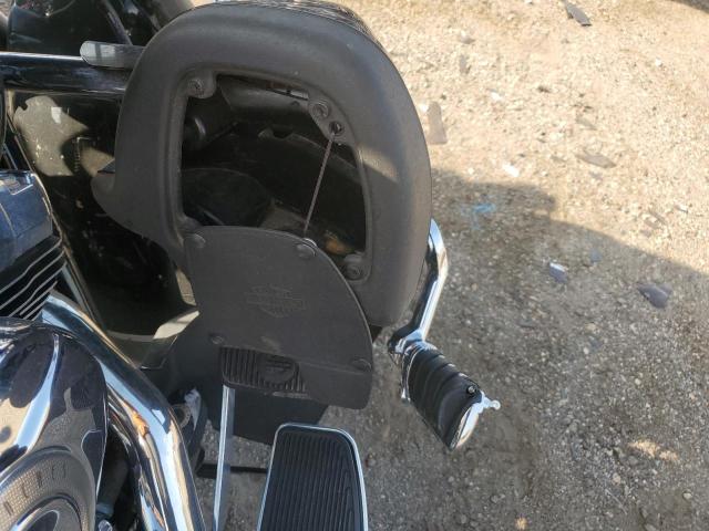 1HD1FC4137Y704002 - 2007 HARLEY-DAVIDSON FLHTCUI 黑色 照片 9