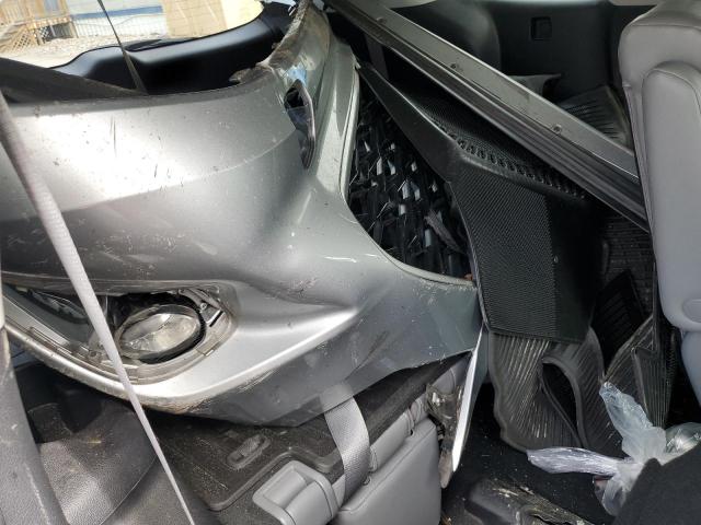 5TDGZRBHXMS526361 - 2021 TOYOTA HIGHLANDER XLE Plata foto 13