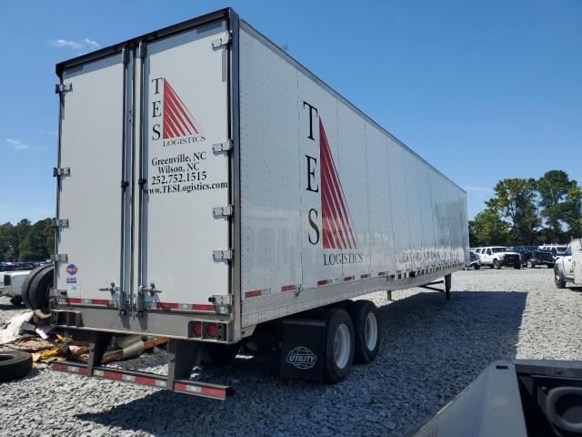 1UYVS2538M7253502 - 2021 UTILITY TL WHITE photo 4