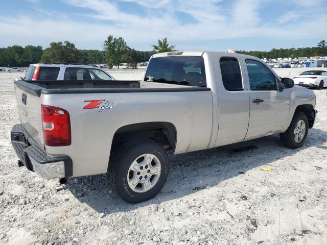 1GCEC190X8Z298828 - 2008 CHEVROLET SILVERADO C1500 ვერცხლისფერი ფოტო 3