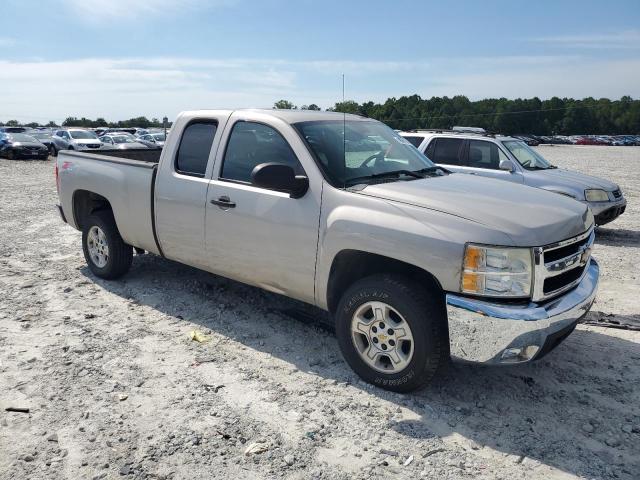 1GCEC190X8Z298828 - 2008 CHEVROLET SILVERADO C1500 ვერცხლისფერი ფოტო 4