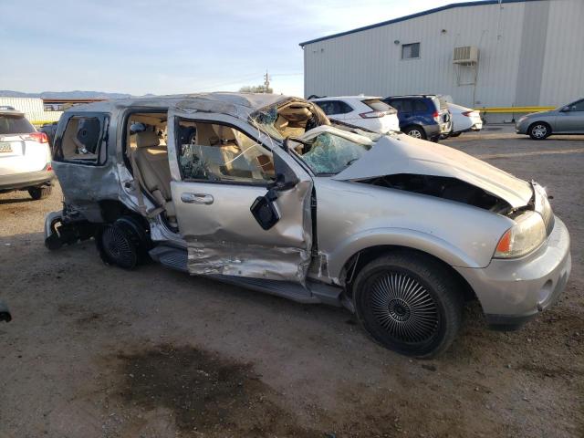 5LMEU68H84ZJ07539 - 2004 LINCOLN AVIATOR 银色 照片 4