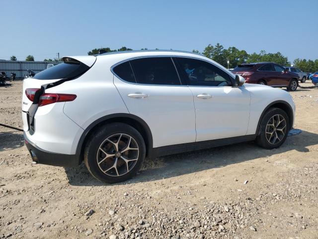 ZASFAKBN3J7C26917 - 2018 ALFA ROMEO STELVIO TI WHITE photo 3