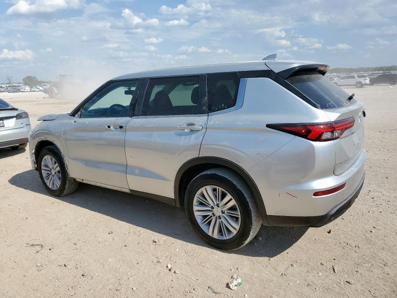 JA4J3TA84NZ035848 - 2022 MITSUBISHI OUTLANDER ES SILVER photo 2