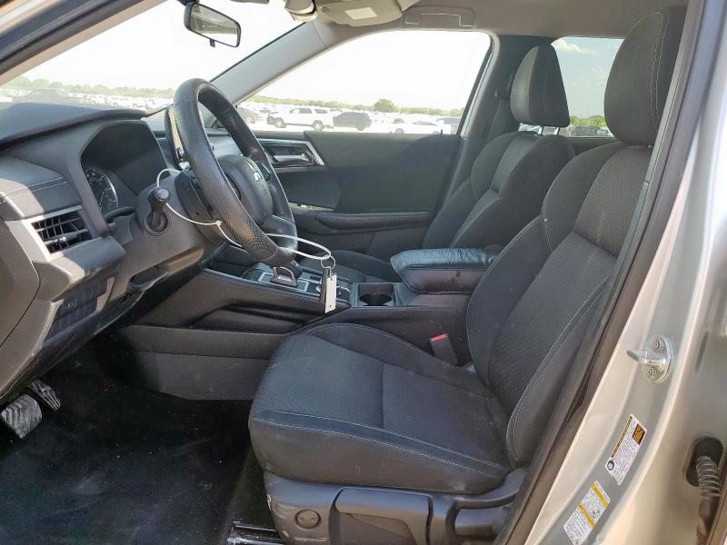 JA4J3TA84NZ035848 - 2022 MITSUBISHI OUTLANDER ES SILVER photo 7