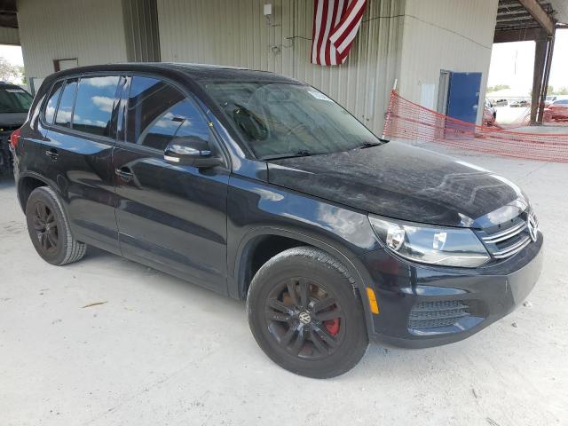 WVGAV3AX9DW621240 - 2013 VOLKSWAGEN TIGUAN S BLACK photo 4