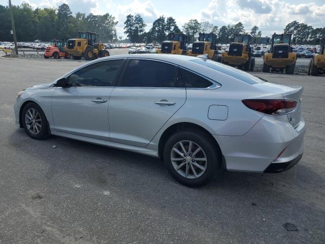 5NPE24AF0KH739742 - 2019 HYUNDAI SONATA SE Argent photo 2